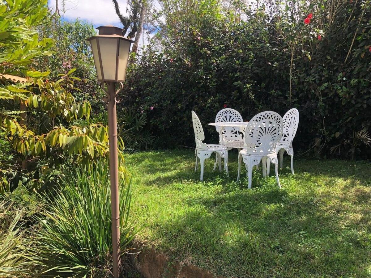 Macondo Chales Lavras Novas Εξωτερικό φωτογραφία